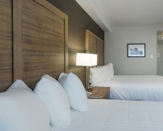 Quality Hotel - Clarenville - Bedroom