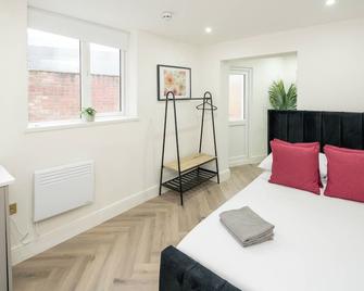 Central London Studio - London - Bedroom