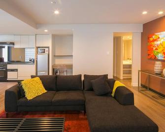The Ridge Nozawa Apartments - Nozawa Onsen - Living room