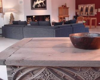 What no other holiday offers not - Yvias - Sala de estar