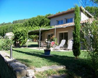 gite du devez des bruyéres - Prades - Patio