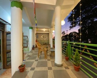 Sabhyata Stays Bir - Pālampur