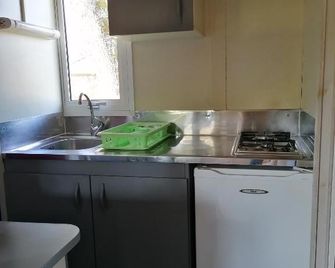 Camping L'oasis Du Berry - Saint-Gaultier - Kitchen