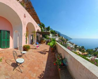Petali di rosa, Villa in Positano close to the beach and centre with view. - Positano - Balkon