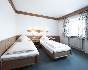 Hotel Huber - Moosburg - Bedroom