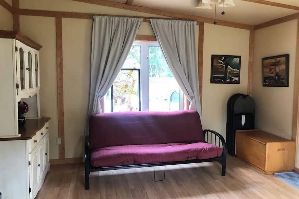 Wahwa Cottage - Manitoulin - South Baymouth - סלון