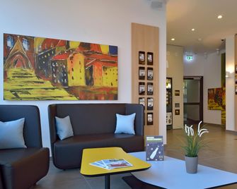 B&b Hotel Erfurt-Hbf - ארפורט - סלון