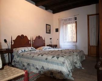 Palazzo Contino - Bagnoregio - Bedroom