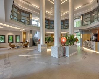 The Grand Blue Sky International - Kusadasi - Lobby