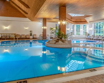 Sprowston Manor Hotel, Golf & Country Club - Norwich - Piscina