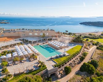 Mangia's Sardinia Resort - Santa Teresa Gallura - Vista esterna