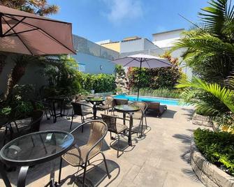 El Golf Hotel Boutique - לימה - בריכה