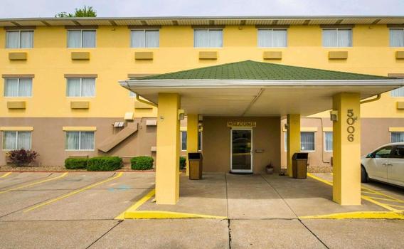 Quality Inn East 60 8 1 Evansville Hotel Deals Reviews