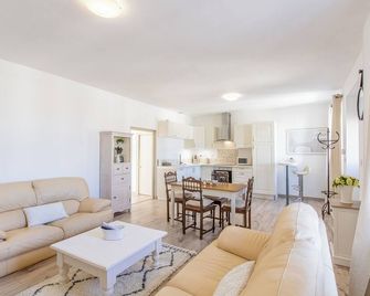 Le Clos de Lescargot - Demigny - Sala de estar