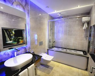 Elite Hotel Darica - Gebze - Badkamer