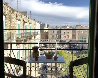 Chantale's posada - Giovinazzo - Balcone