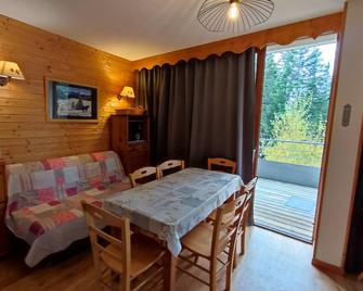 V du Bachat Joubarbe 1 6 pers - Chamrousse - Dining room