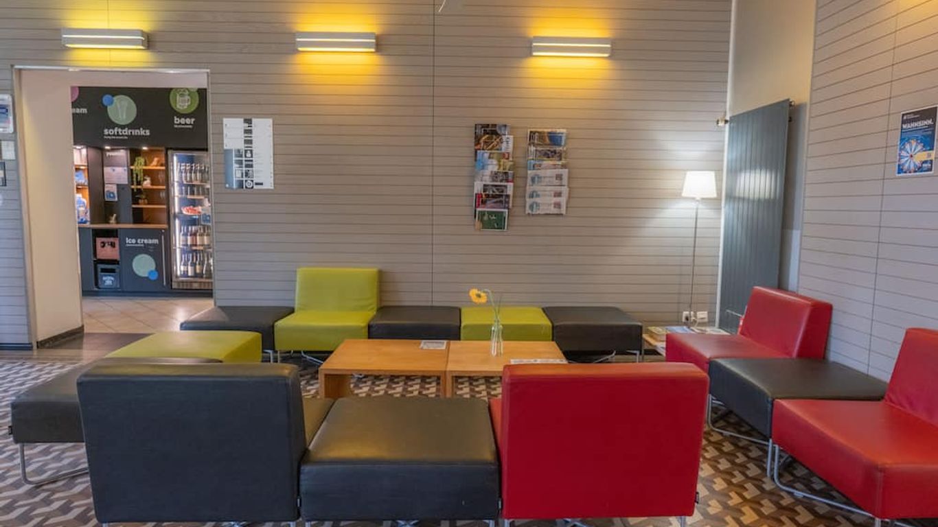 يوث هوستل لوكارنو