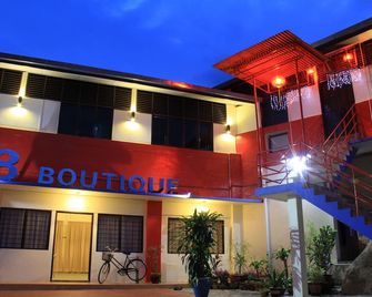8 Boutique By The Sea - George Town - Rakennus