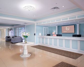 Bella Vista Hotel And Suites - לינצ'בורג - דלפק קבלה