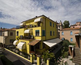Villa Tiziana Hotel - Venice - Building