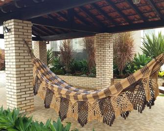 Beautiful 5 Star House for 10 people with pool with Dry and Wet Deck. - Brasilia - Patio