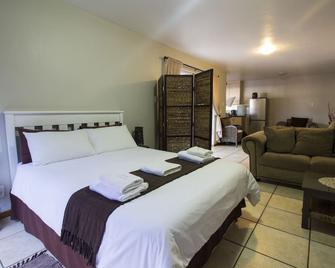 Madiolyn - Jeffrey’s Bay - Bedroom