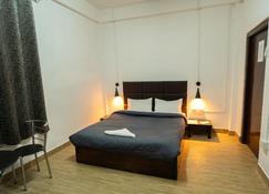 Midway Bed&Breakfast - Kohima - Bedroom