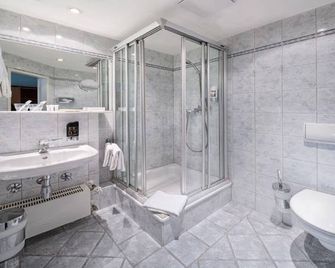 Art Hotel Aachen - Aquisgrán - Baño