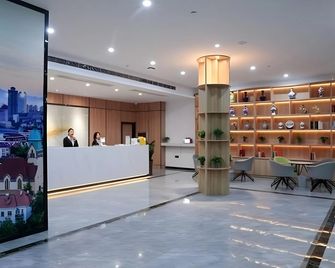 Greentree Inn Express Shandong Qingdao Chengyang District Aodong Road - Qingdao - Receção