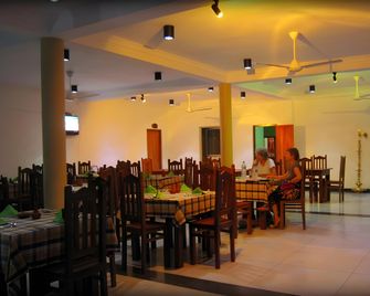 New Sigiri Resort - Sigiriya - Ravintola