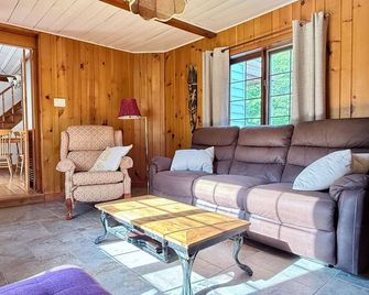 La Beauchemin - À Chacun Son Shack - Saint-Gabriel-de-Valcartier - Sala de estar
