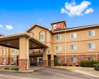 Best Western Plus Wakeeney Inn & Suites - WaKeeney - Building