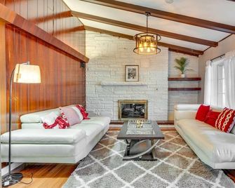 Marvelous 3-bedroom townhome with Heated floor Manchester - Manchester - Living room