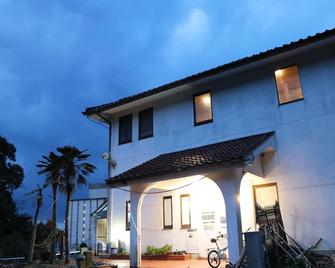 Freedom2 - Hostel - Nanao - Edificio