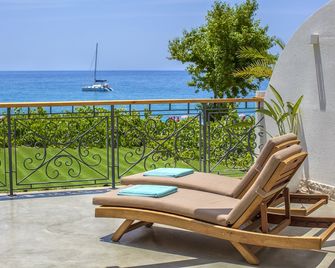 Ecclesia Boutique Hotel - Adults Only - Fethiye - Balcón