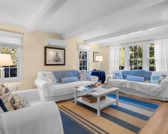 13 Monomoy Circle Chatham Cape Cod - - Breakaway - Chatham - Salon