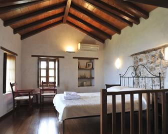 Rodi House - Monemvasia - Sypialnia