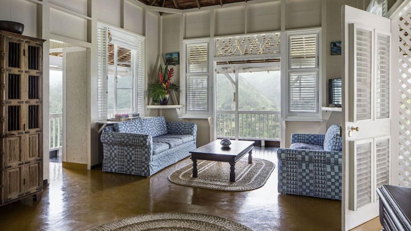 ستروبيري هيل