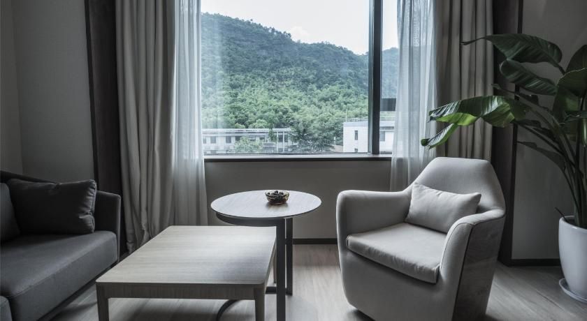 The Nook Hotel Hangzhou thumbnail 3