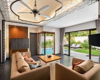 Dewa Phuket (Beach Resort, Villas And Suites) (Sha Plus) - Sakhu