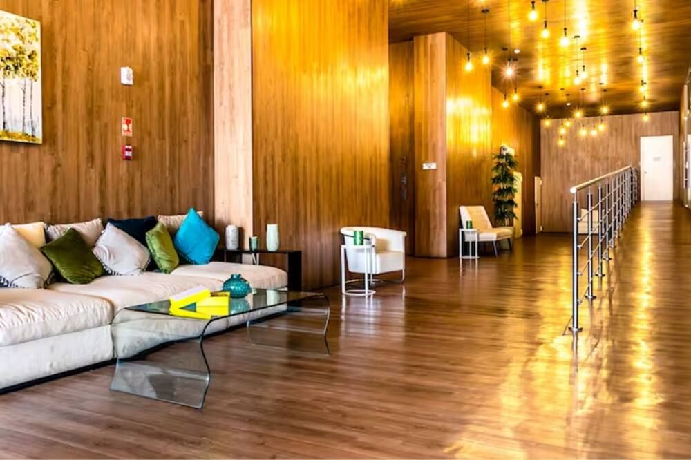 بريث تيكينج أوشن فيو - بنما سيتي (بنما) - غرفة معيشة