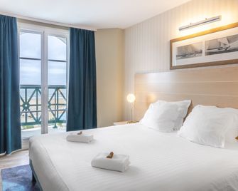 Sowell Hôtels Le Beach - Trouville-sur-Mer - Bedroom