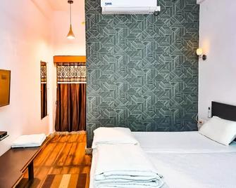 Hotel Shivani Palace - Seoni - Bedroom