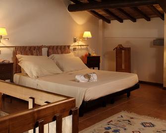 Residence In Centro - Mantua - Schlafzimmer