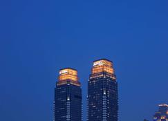 Radisson Blu Plaza Chongqing - Trùng Khánh - Toà nhà