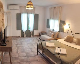 Hostal Alma - Puerto de Alcudia - Habitación
