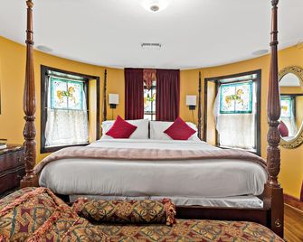 Stone Manor Boutique Inn - Lovettsville - Habitación