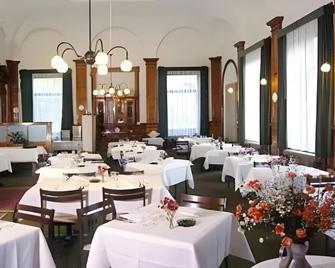 Hotel Schweizerhof Sta Maria - Val Müstair - Restaurace