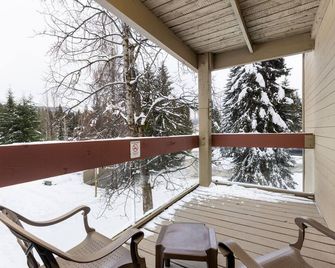 Tantalus Resort Lodge - Whistler - Balcony